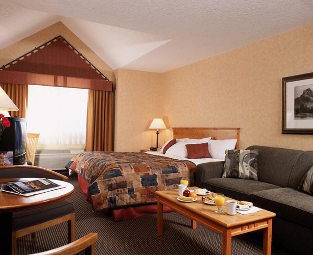Canmore Inn & Suites Habitación foto